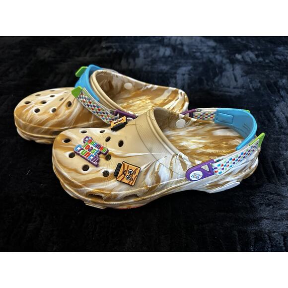 Crocs Classic Clog Cinnamon Toast Crunch Size 11M - Picture 1 of 6